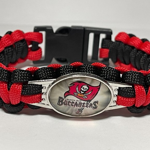 Tampa Bay Buccaneers NFL Paracord Bracelet NEW - Picture 1 of 2